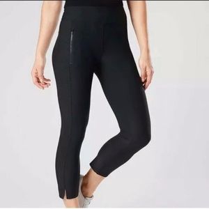 Athleta Stellar Crop Pants size M Black